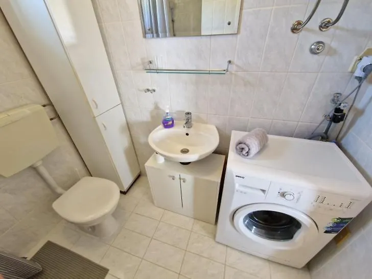 Apartment Dory Baska 0*, Baška Horvátország